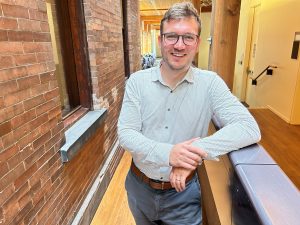 Portrait of Assistant Professor Florian Dendorfer